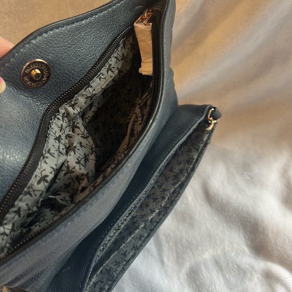 NWT Moda Luxe blue handbag NWT - Picture 3 of 7